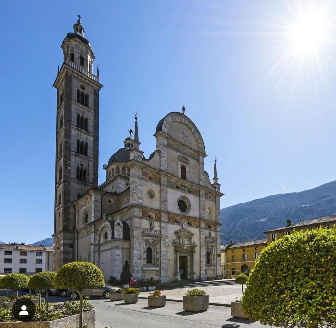Mary House Apartment Sondrio Exterior photo